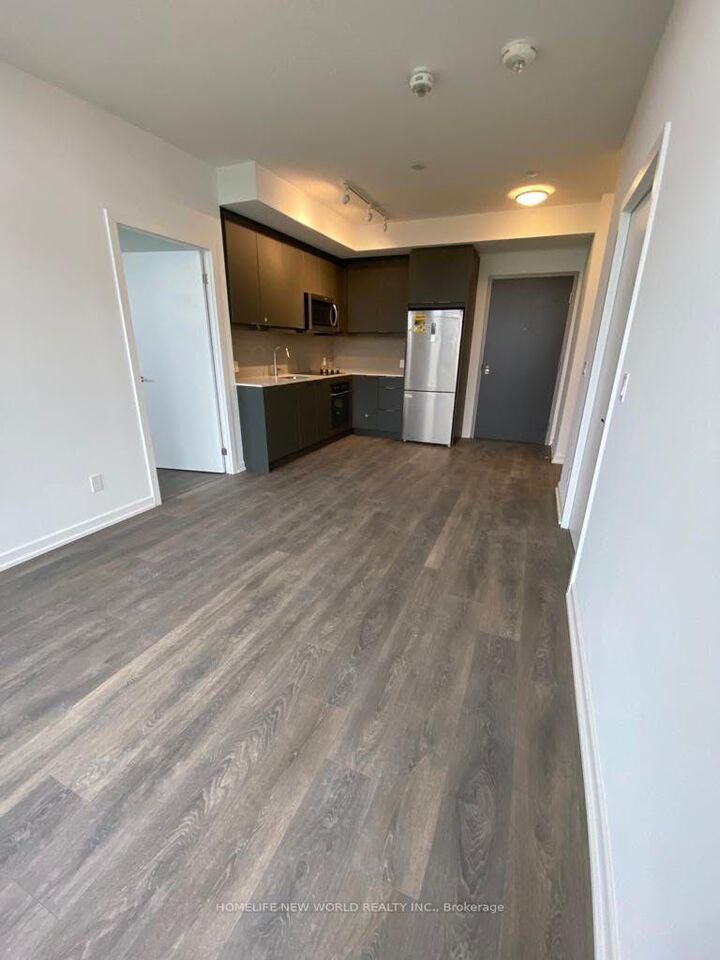 Property Photo:  32 Forest Manor Road 508  ON M2J 1M5 