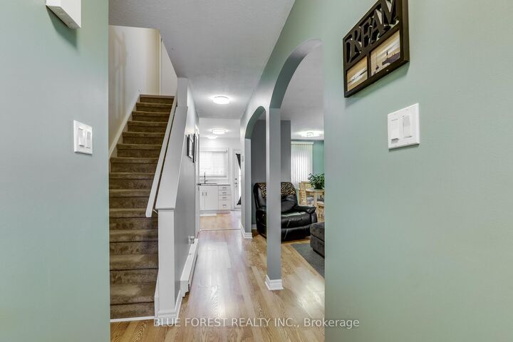166 Southdale Road W 54 — photo 1