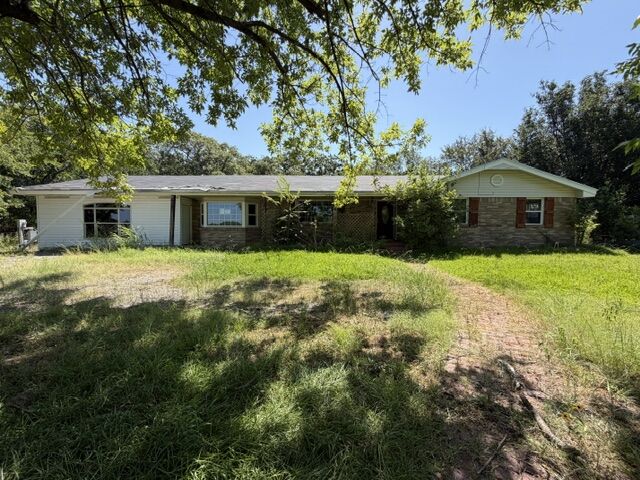 Property Photo:  17452 E US Hwy 270  OK 74547 