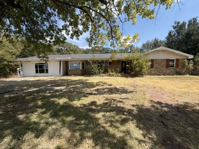 Property Photo:  17452 E US Hwy 270  OK 74547 