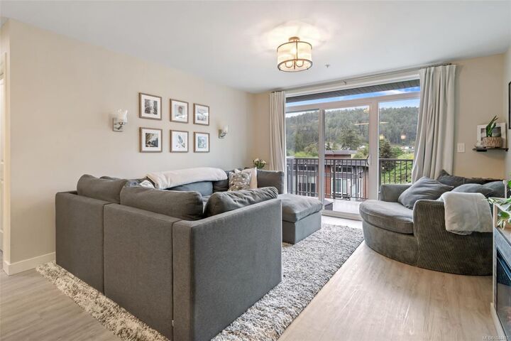 Property Photo: 110 Presley Pl #311 BC V9B 0Z1