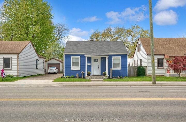 Property Photo: 14 McNaughton Avenue ON N8A 1R8