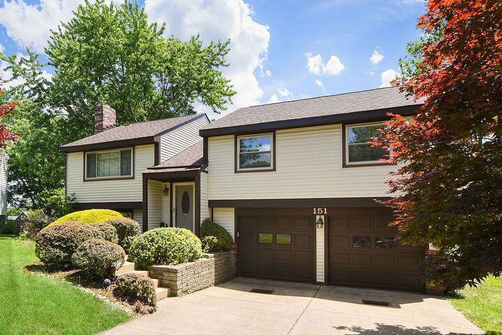 Property Photo: 151 Summit Ridge Drive PA 15017