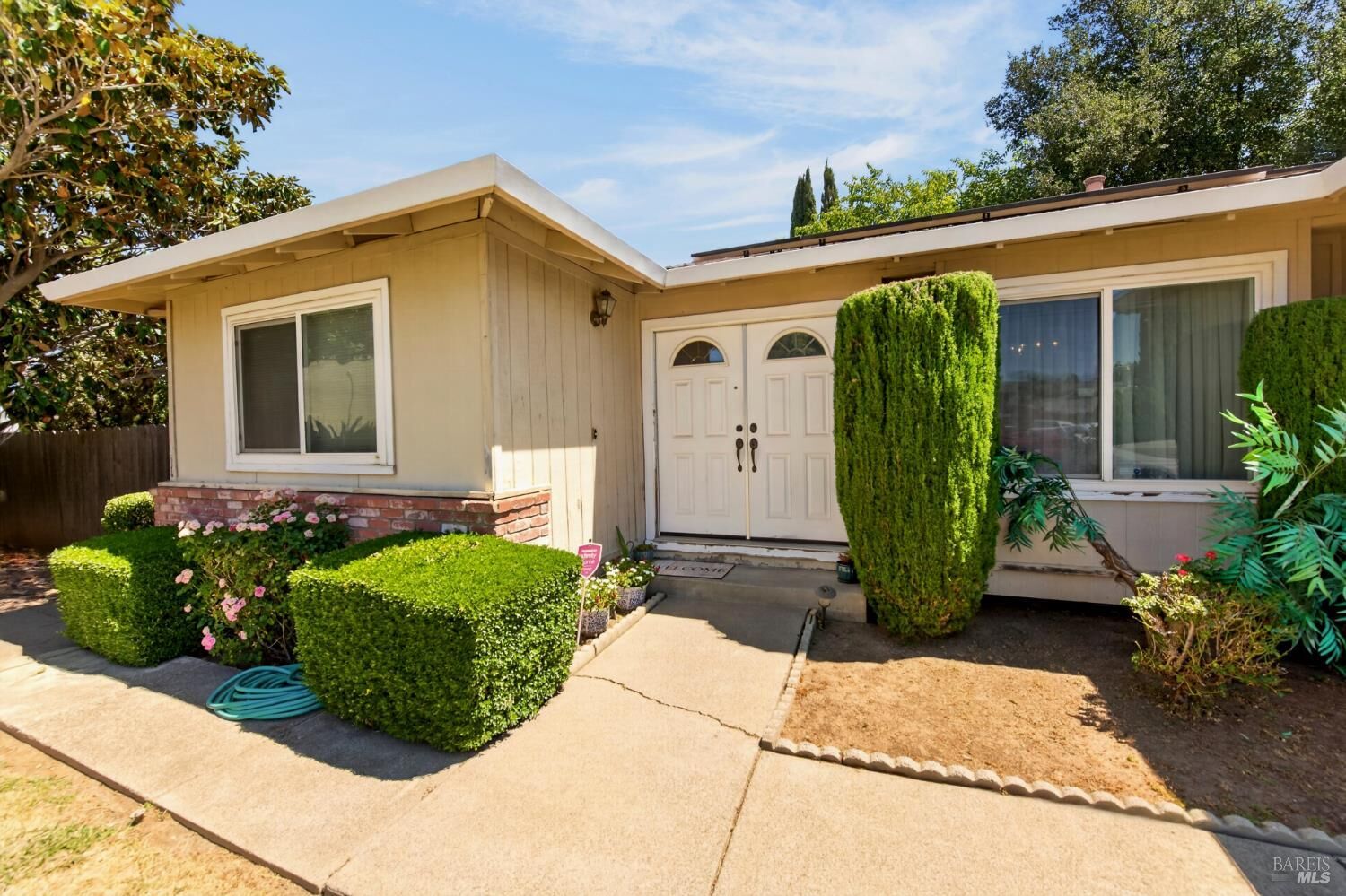 Property Photo: 580 Flores Court CA 94533