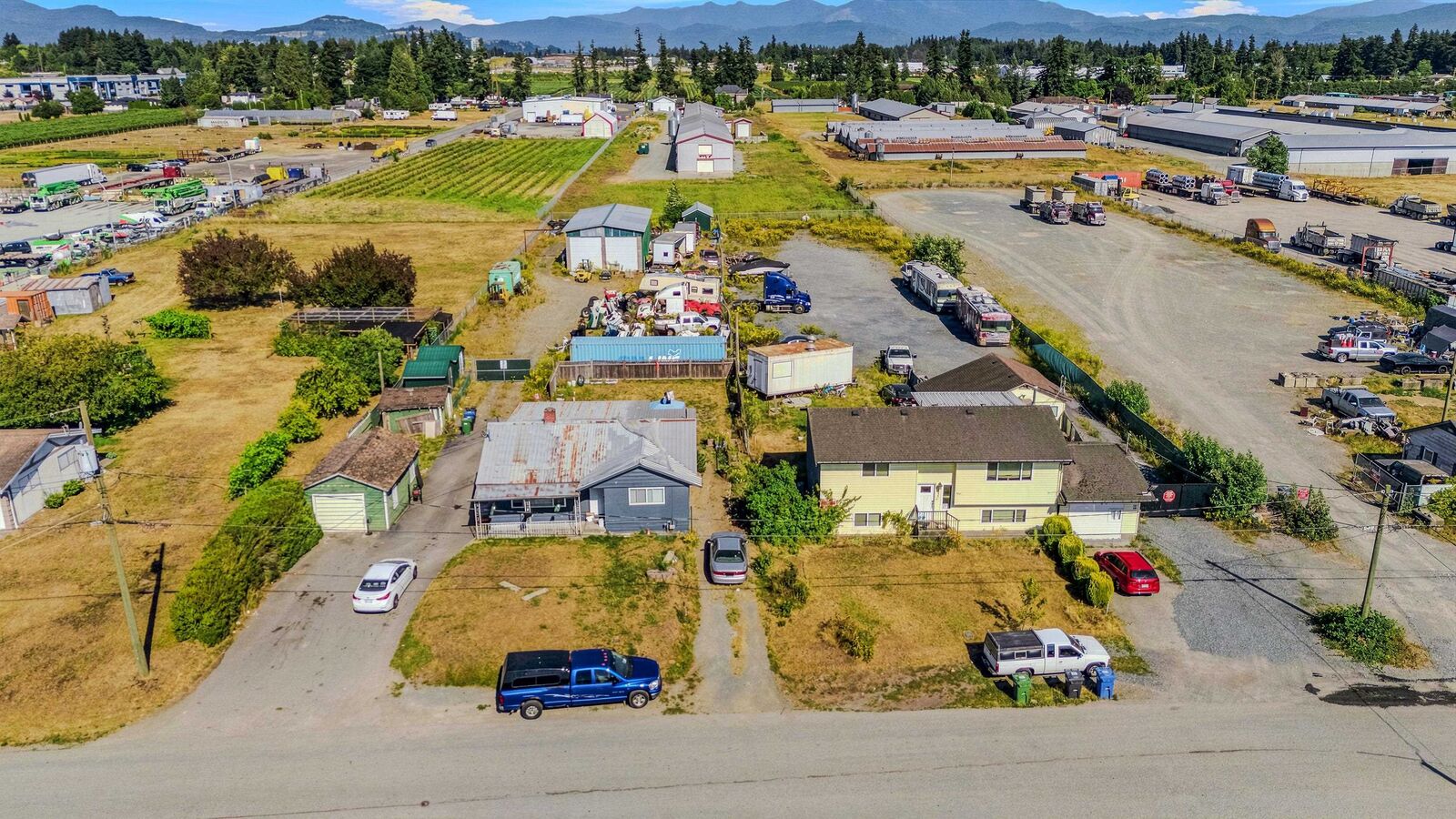 Property Photo: 1860 Queen Street BC V2T 6J1