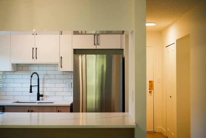 Property Photo: 1526 George Street 306 BC V4B 4A5