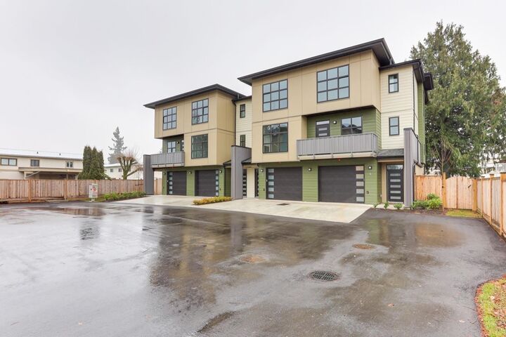 46376 Yale Road 7 — photo 1