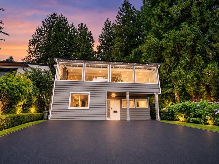 Property Photo: 3570 Lonsdale Avenue BC V7N 3K4