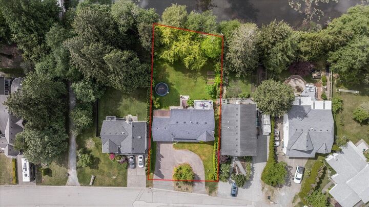 Property Photo: 459 Naismith Avenue BC V0M 1K0
