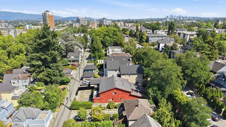 Property Photo: 57 W 12th Avenue BC V5Y 1T4