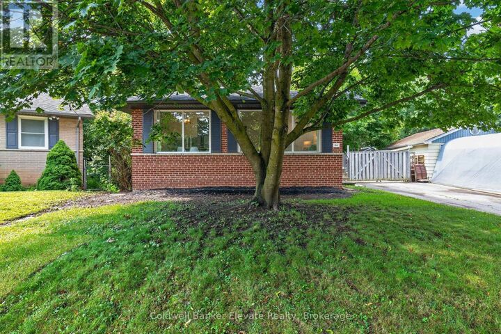 Property Photo: 46 McIntyre Crescent ON L7G 1N3