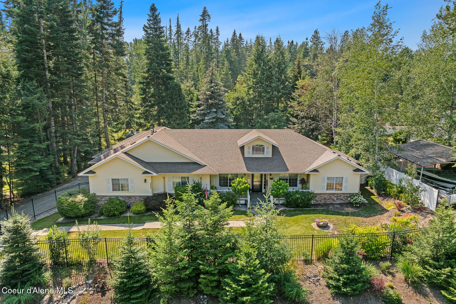 Property Photo: 3207 E St James Ave ID 83835