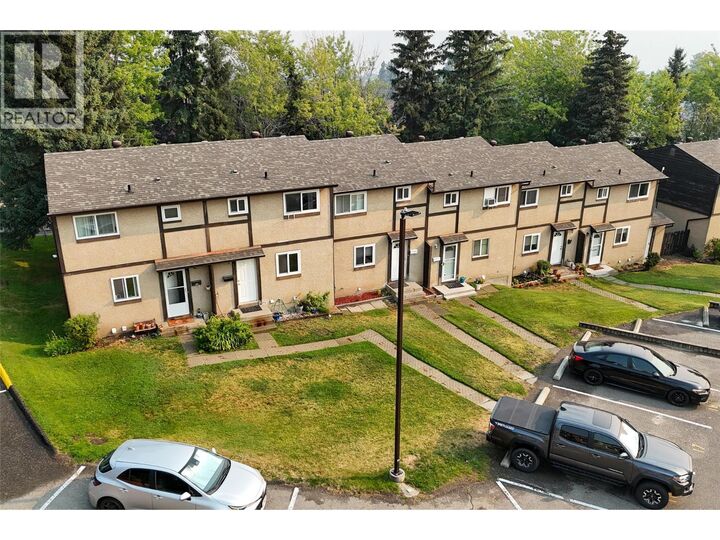 1605 Summit Drive 17 — photo 1