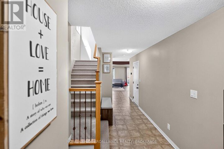 Property Photo: 1571 Crimson Crescent ON K7P 0J3