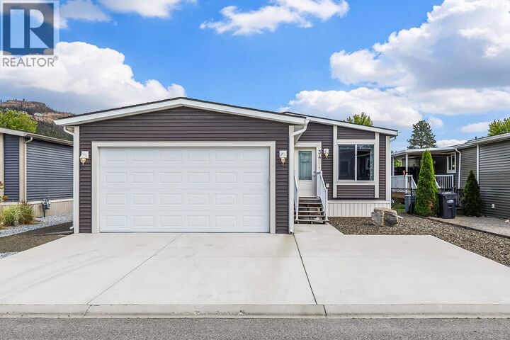 Property Photo: 1835 Nancee Way Court 34 BC V1Z 4C1