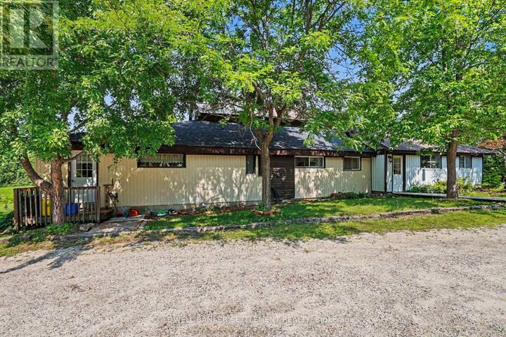 Property Photo: 1092 Rideau Ferry Road ON K0G 1W0
