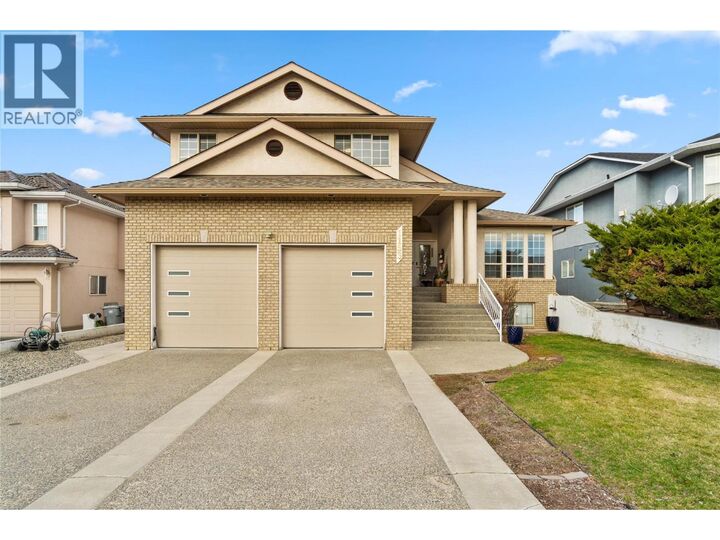Property Photo: 1153 14th Street BC V2B 8K7