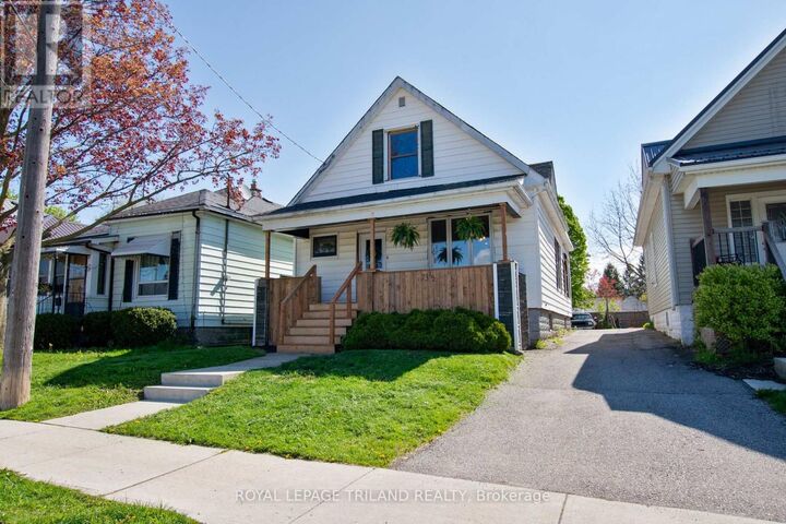 73.5 Hughes Street — photo 1