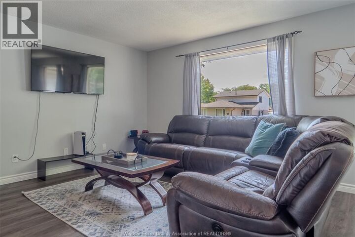 Property Photo:  9511 Avery Lane  ON N8R 2C1 