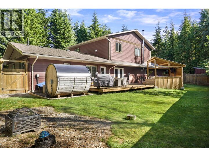 Property Photo: 152 Dewberry Street BC V8C 0A1