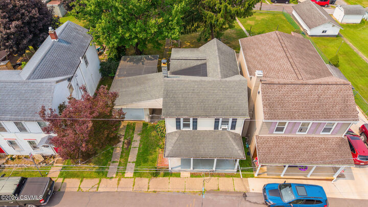 Property Photo:  1261 Vine Street  PA 17821 