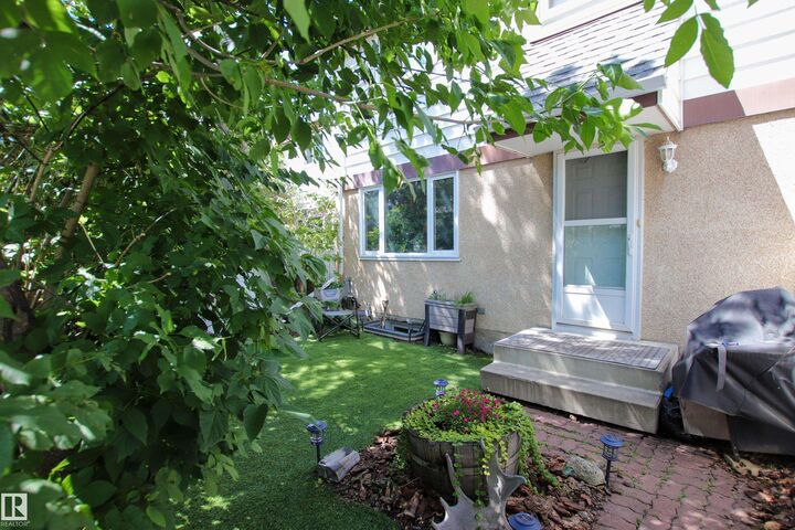 10D Twin Terrace NW — photo 1