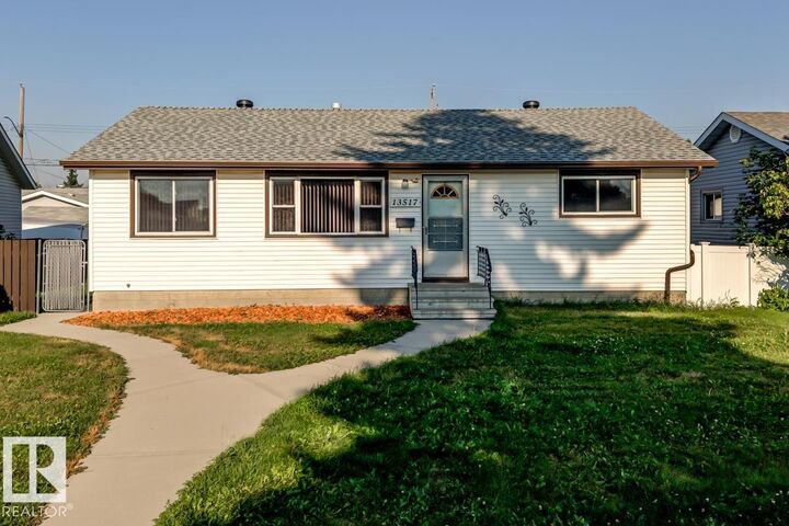 Property Photo:  13517 136 Street NW  AB T5L 2A2 