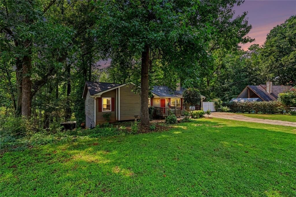 Property Photo:  2845 Cinnamon Court SE  GA 30094 