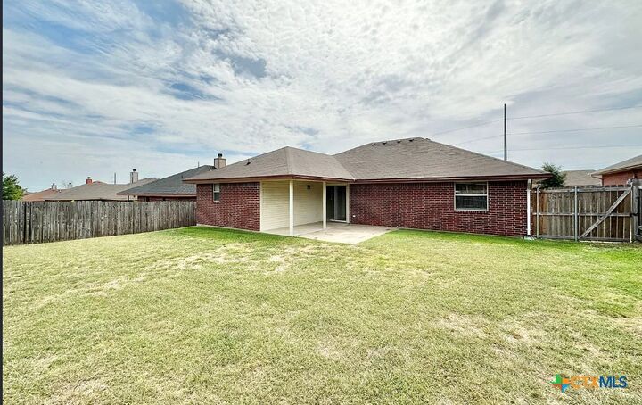 Property Photo:  4405 Hondo Drive  TX 76549 