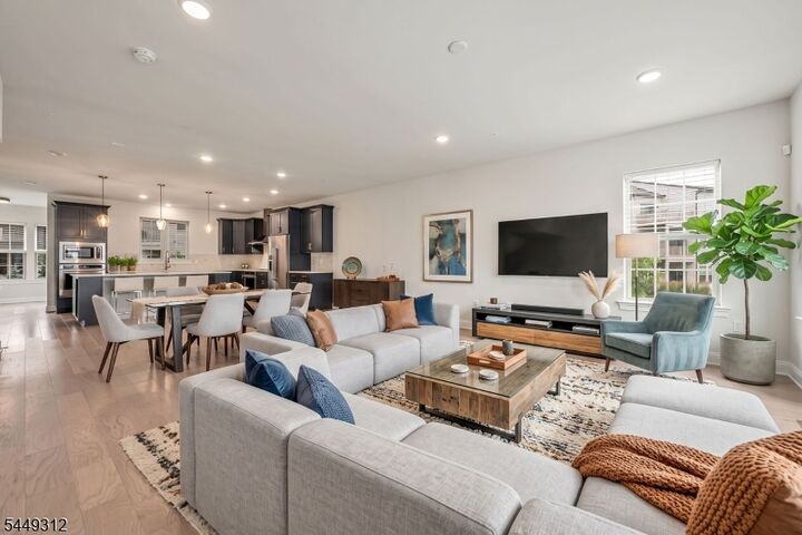 Property Photo:  14 Marigold Ct  NJ 07059 