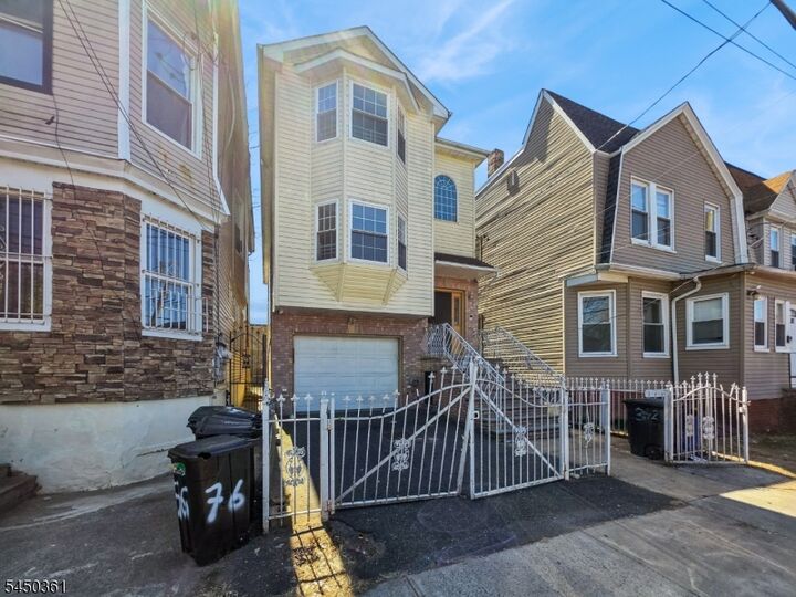 Property Photo:  78 Beverly St  NJ 07108 