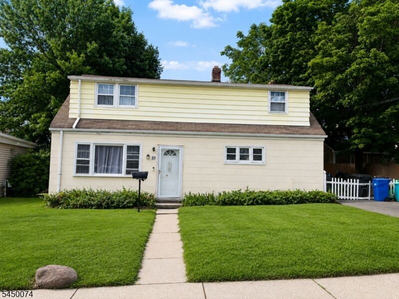 Property Photo:  19 Lynne Ave  NJ 07506 