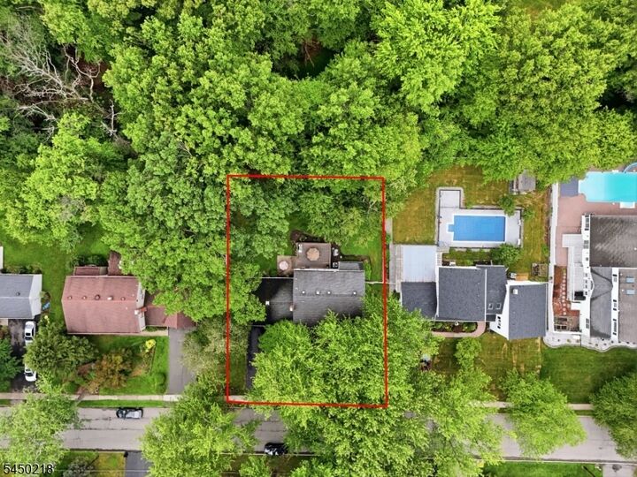 Property Photo:  18 Druid Hill Dr  NJ 07054 