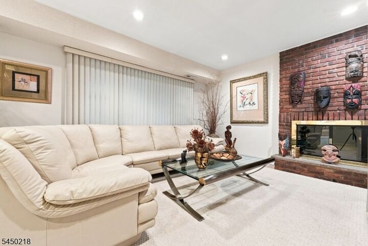 Property Photo:  18 Druid Hill Dr  NJ 07054 