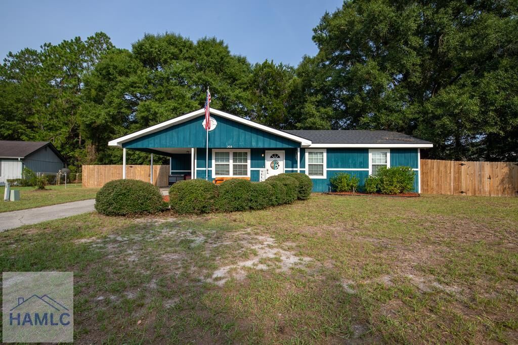 Property Photo:  208 Pineneedle Court  GA 31313 