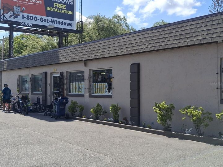 Property Photo:  884 E Michigan Street  FL 32806 