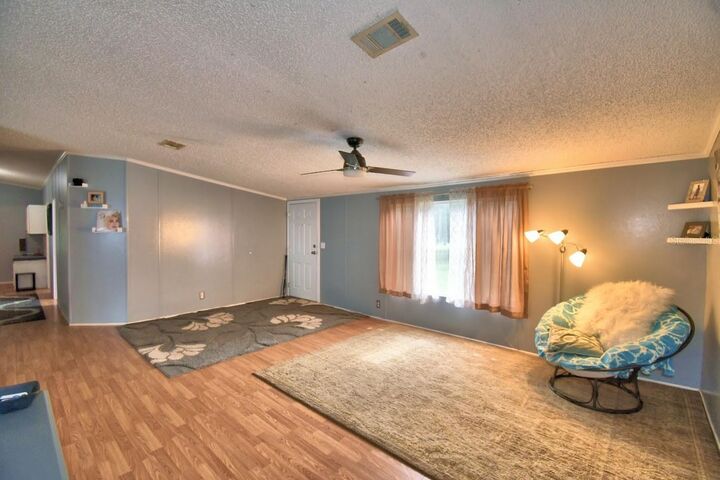 Property Photo: 1750 W Frostproof Road FL 33843