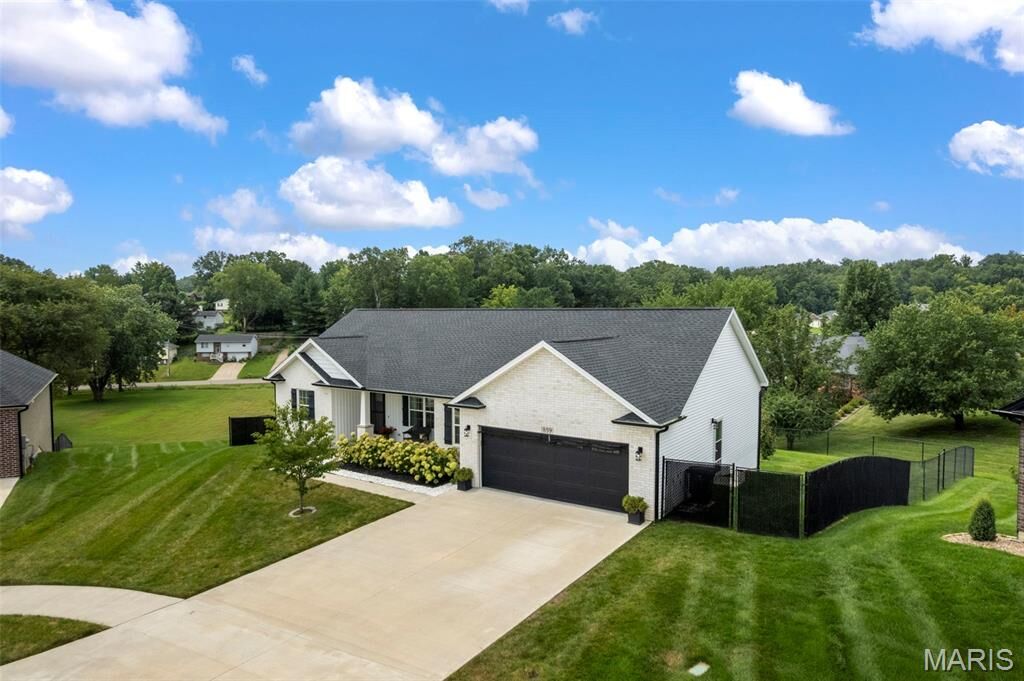 Property Photo: 859 Lochinvar Lane MO 63701