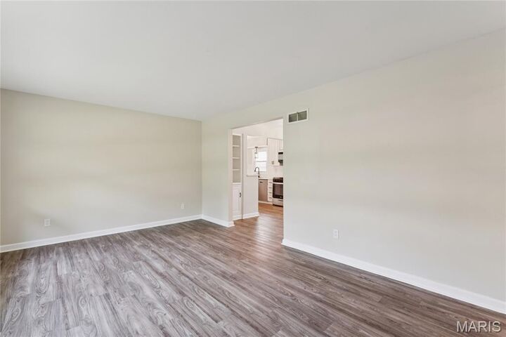 Property Photo: 160 Saint Patrick Lane MO 63031