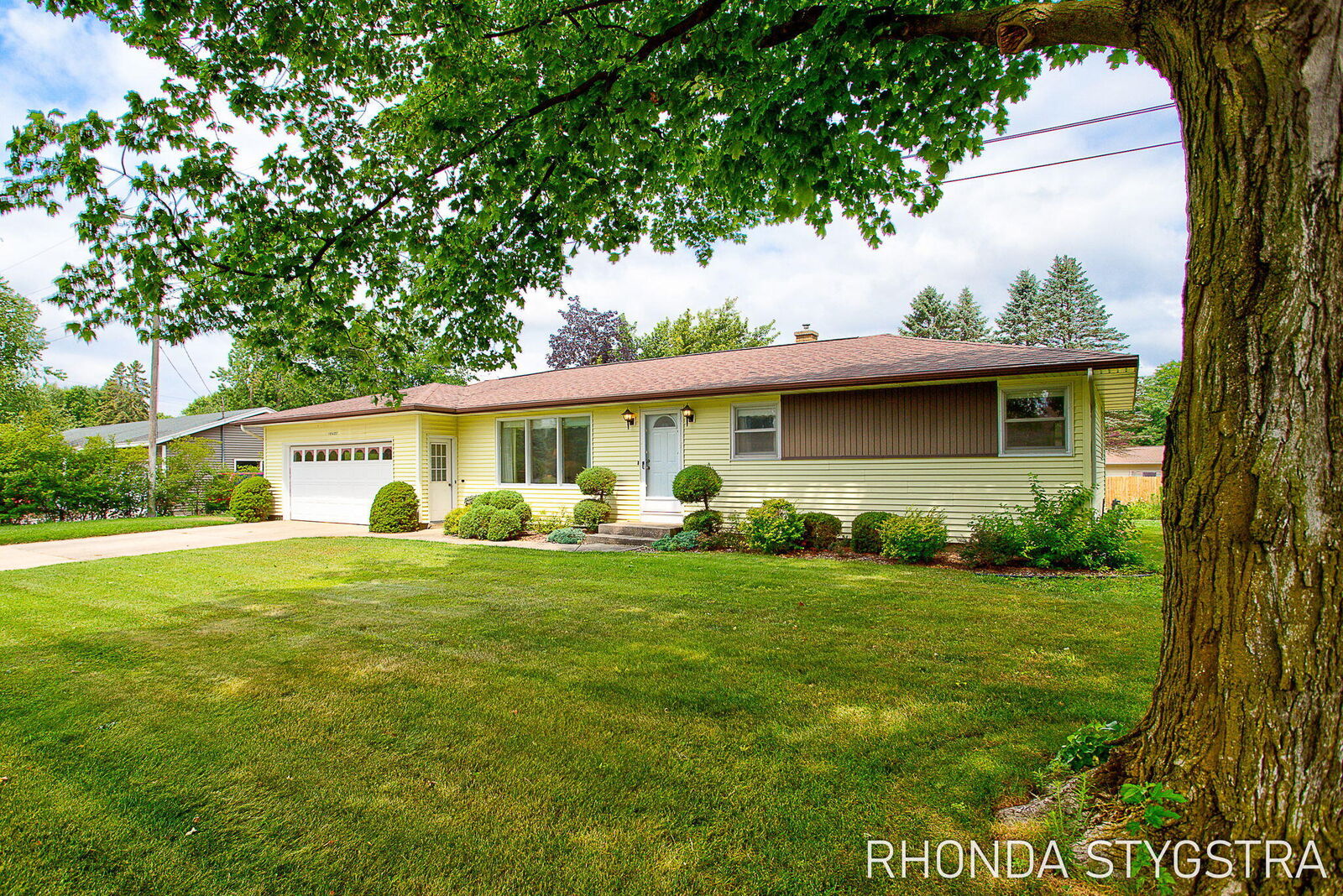 Property Photo: 10687 Riley Street MI 49464