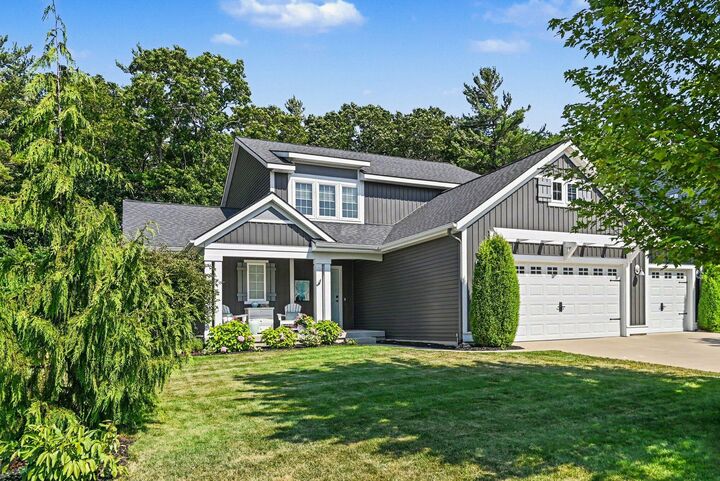 Property Photo: 16964 Arbor Way Drive MI 49448