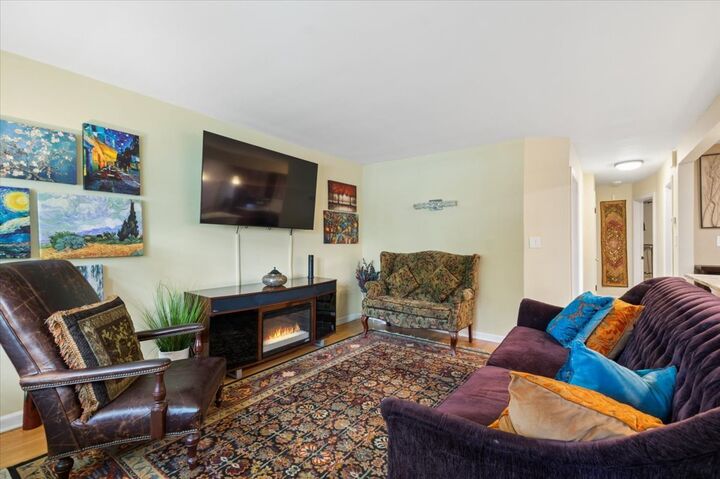 Property Photo: 1914 Warren Street IL 60202
