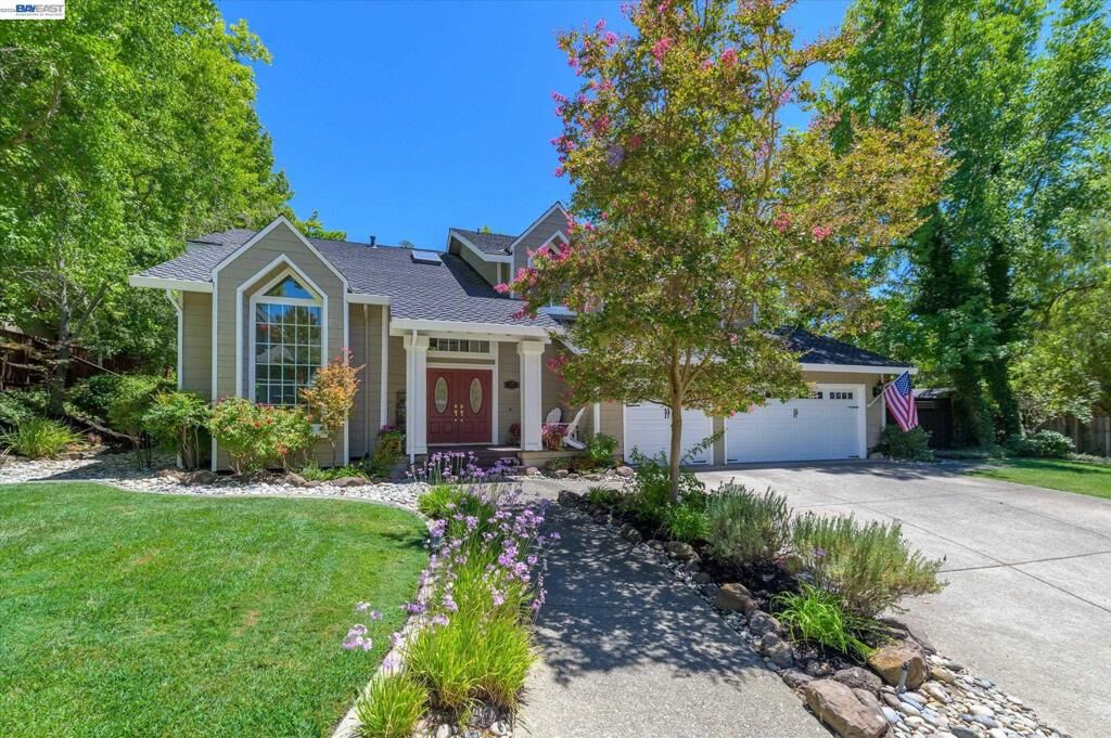 Property Photo:  633 Abbie Street  CA 94566 