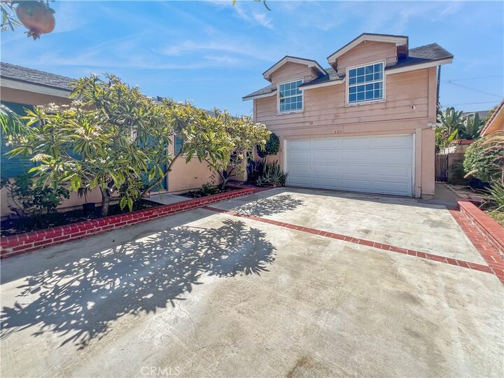 Property Photo:  503 Traverse  CA 92626 
