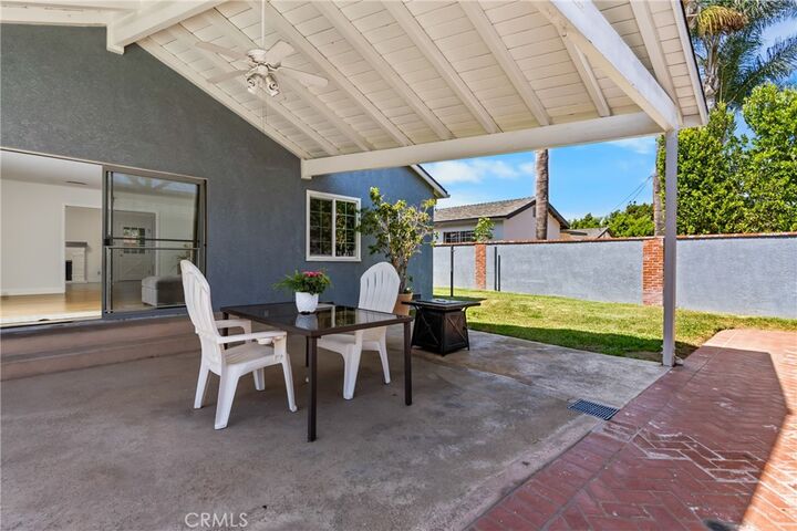 Property Photo:  9612 La Reina  CA 90240 