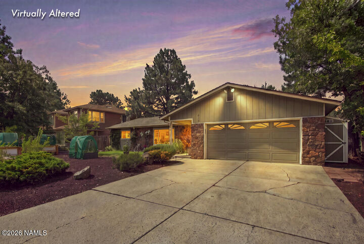 Property Photo:  413 N James Street  AZ 86001 