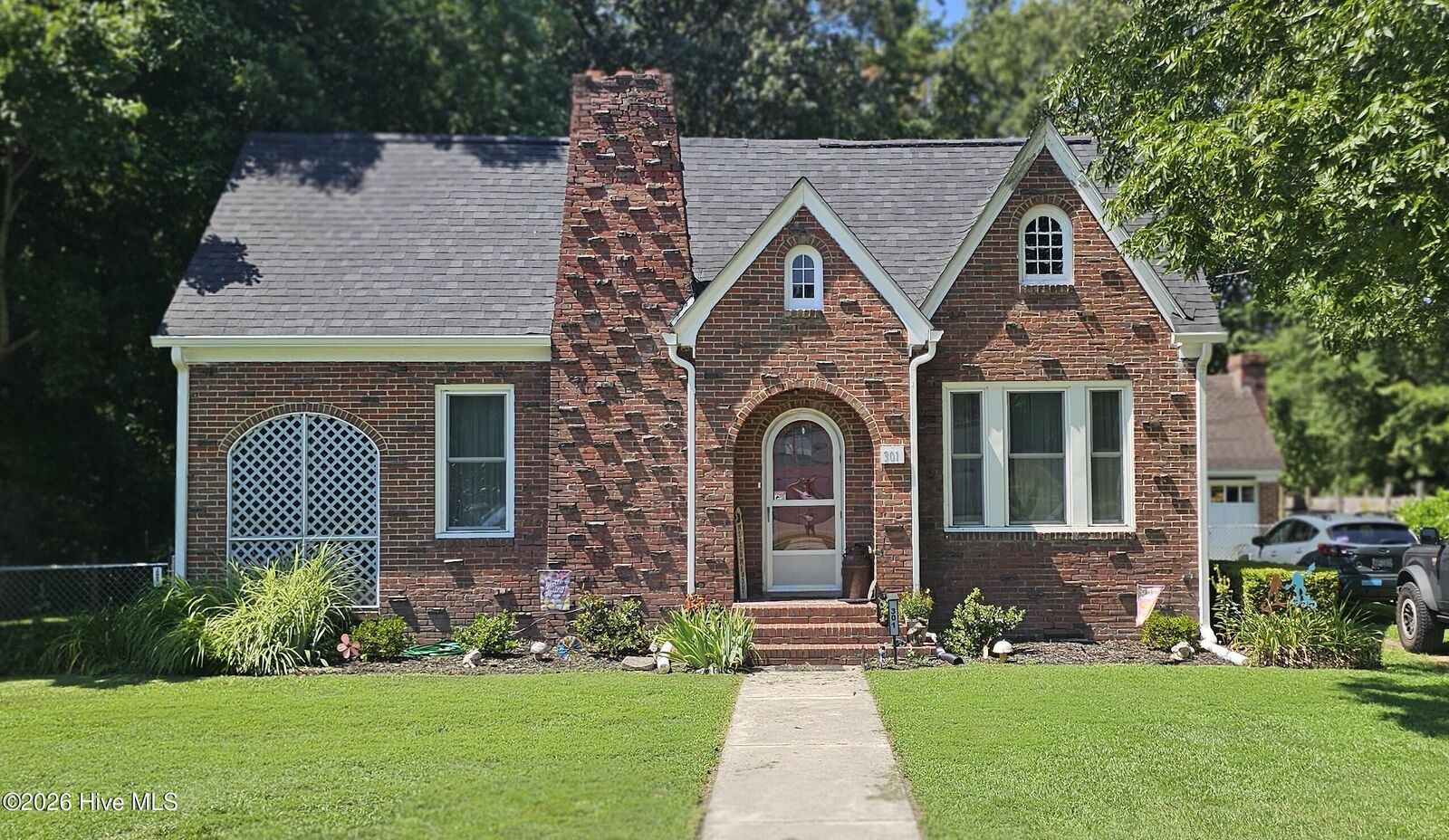 Property Photo:  301 W Jackson Street  NC 27869 