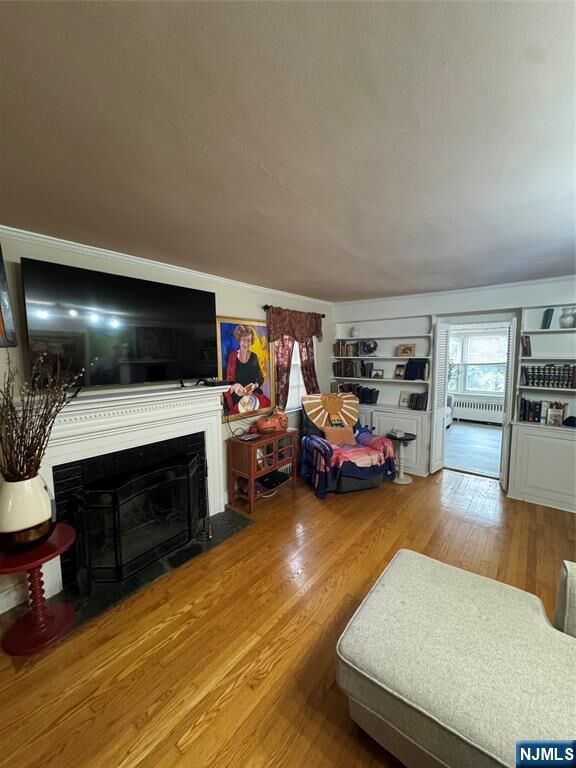 Property Photo:  81 Grayson Place  NJ 07666 