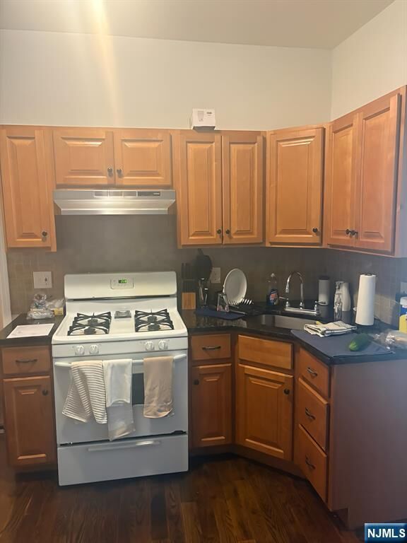 Property Photo:  377 Henry Street  NJ 07050 