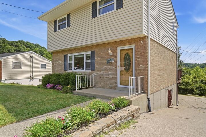 Property Photo:  14 Hillside Avenue  KY 41071 